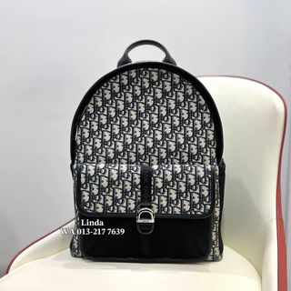 (Category: ) located in . Submitted by dmluxshop (Listing ID 1455642754, Image 1). Description: .
