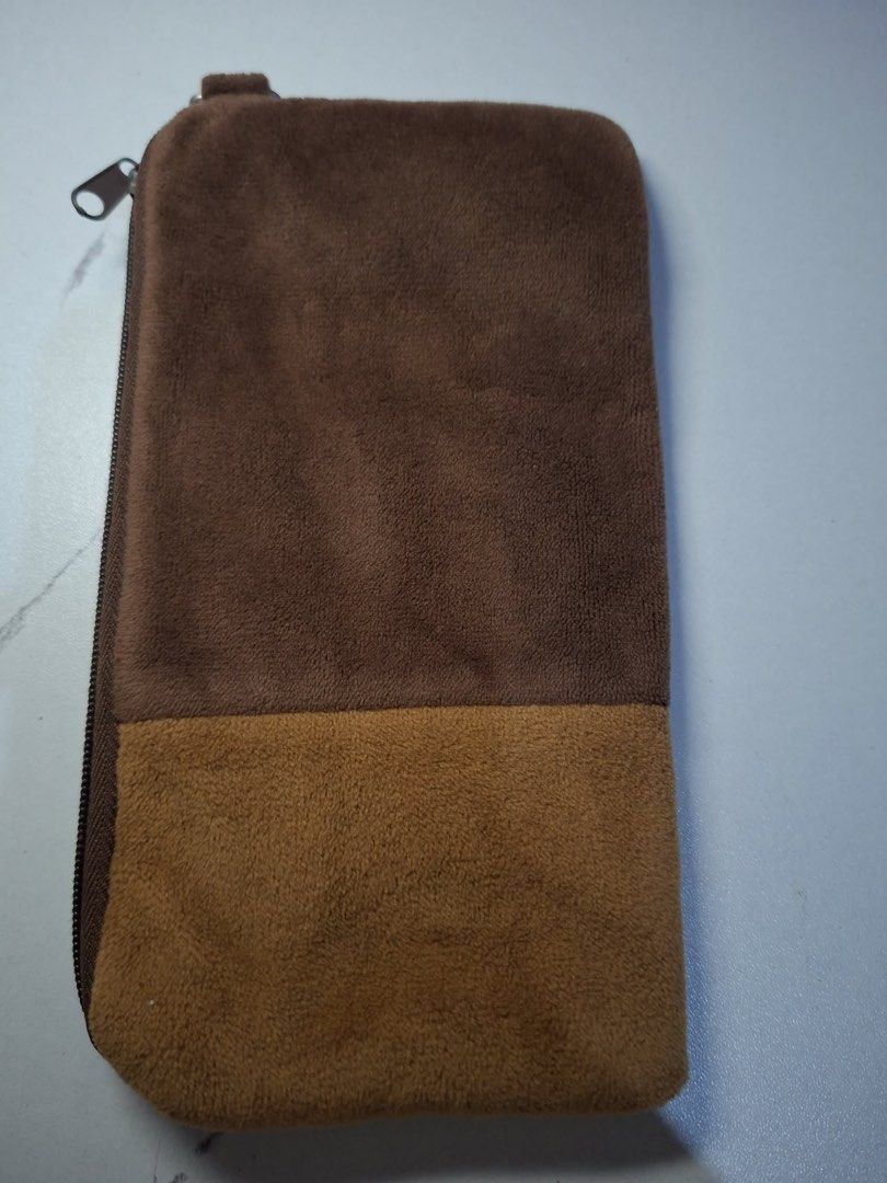 Domo wallet (Category: Purses & Pouches) located in Bulacan. Submitted by eelynees (Listing ID 1455591413, Image 2). Description: .