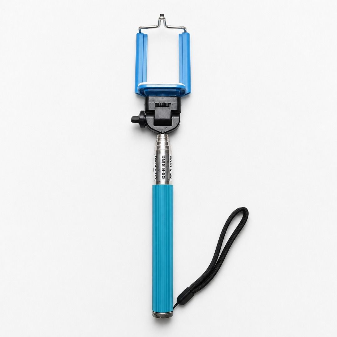Extendable Selfie Stick with Phone Holder (Category: Tripods & Monopods) located in Manila. Submitted by mwnadala (Listing ID 1448173181, Image 1). Description: Condition: Used Reason for Selling: No more need Meet Up Location: LRT 2 V Mapa Station, Amaia Skies V. Mapa, Kalentong Market, Our Lady of Lourdes Hospital, Bacood Elementary School or nearby areas Issues: None Features: - Extendable selfie stick in stylish teal and blue. - Adjustable ph
