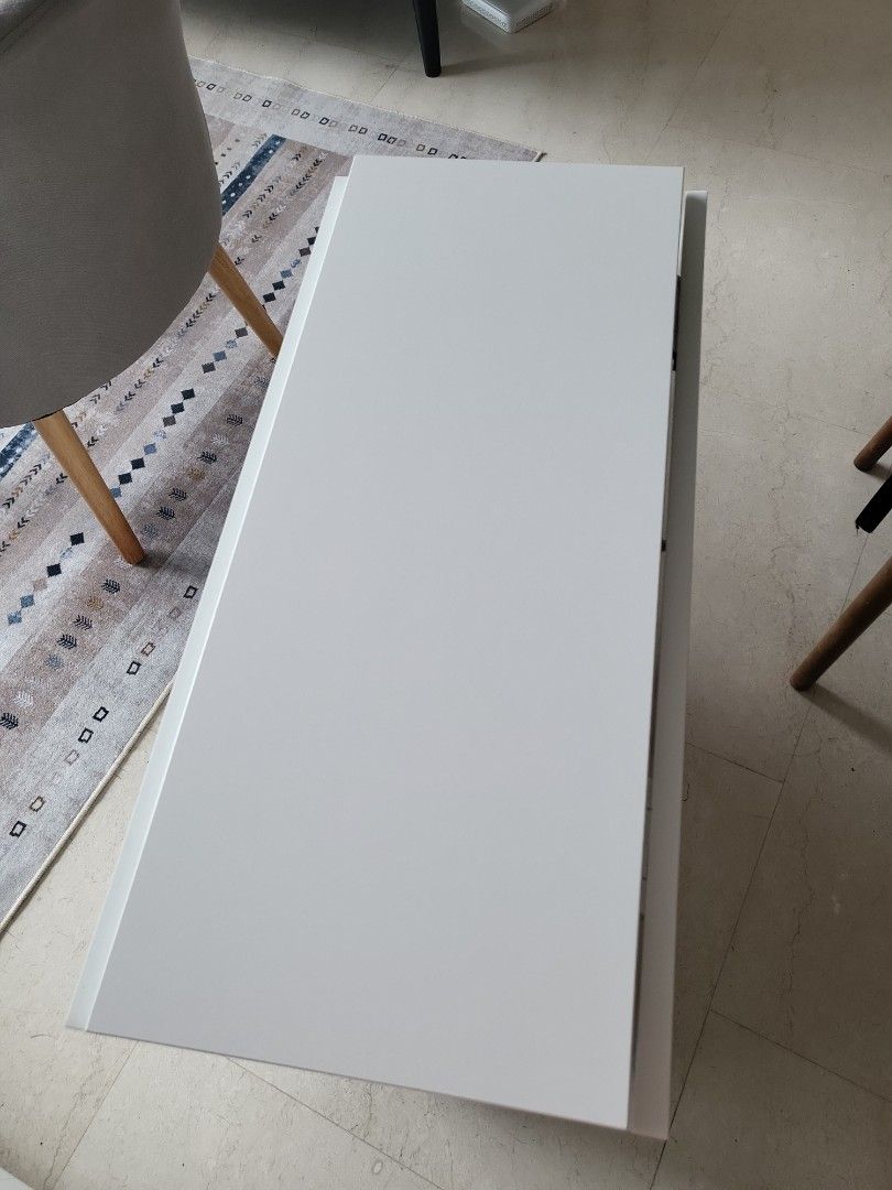 Foldable table (Category: Other Kitchenware & Tableware) located in Kuala Lumpur. Submitted by cin21carino (Listing ID 1455554162, Image 2). Description: .