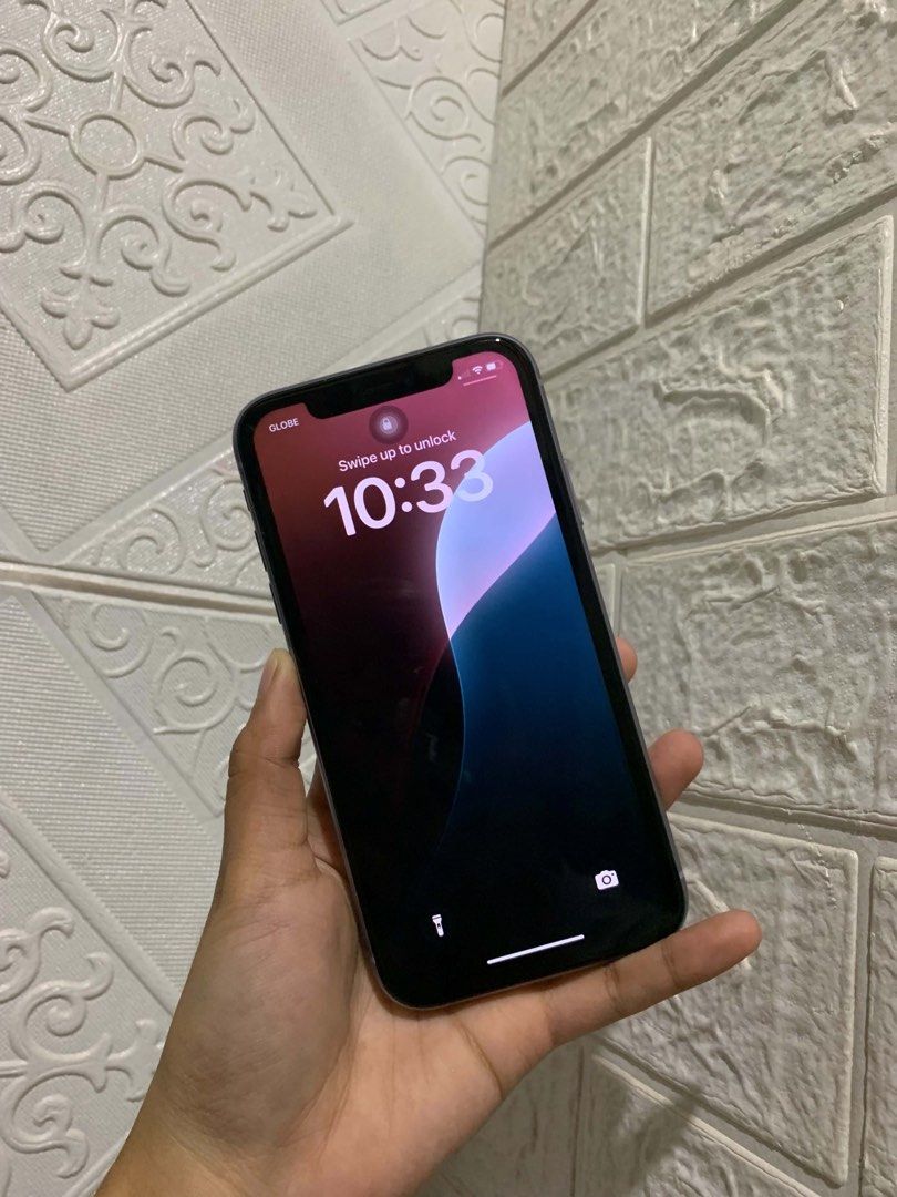 FOR SALE IPHONE 11 (Category: iPhone 11 Series) located in Bauang. Submitted by tanzcona. (Listing ID 1455632318, Image 2). Description: 128 gb 84% batt health (orig) sobrang kunat issue: replacement lcd no other issue check to saw can do meet up pag malapit lang rfs: mag upgrade keri bawasan basta sure buyer DM ME!!! 📍Sfc/Bauang La Union.