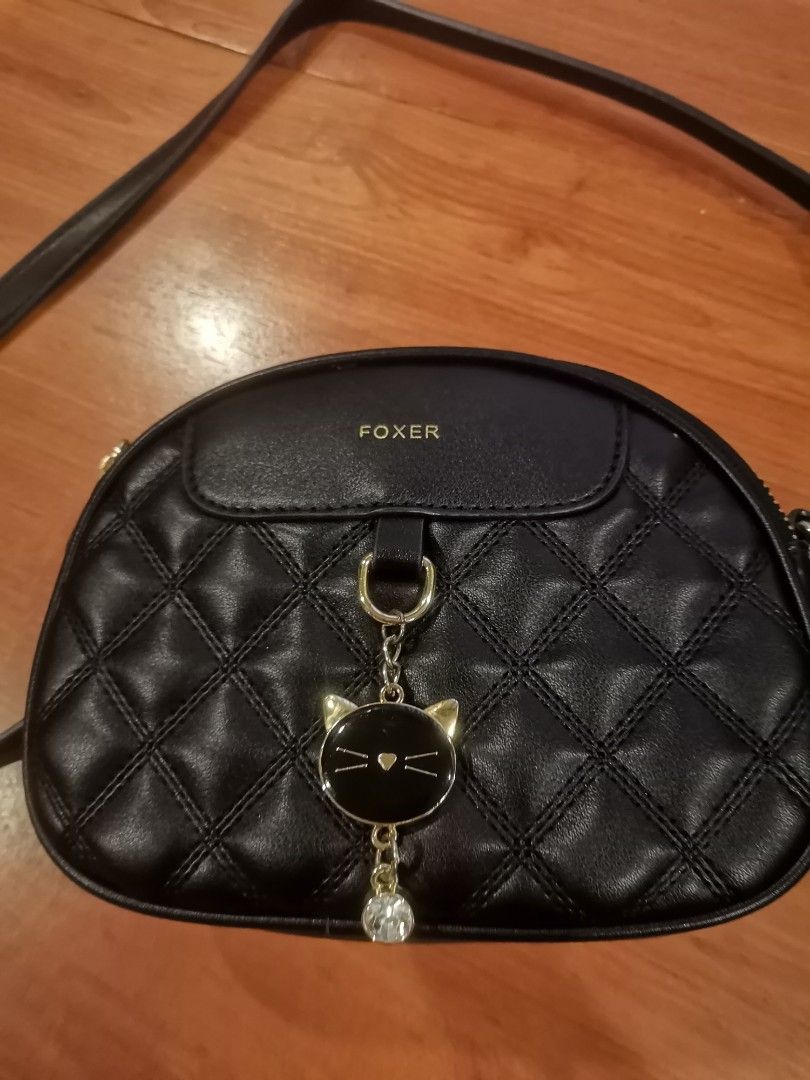Fox sling bag (Category: Cross-body Bags) located in Quezon City. Submitted by fifthings (Listing ID 1455527615, Image 2). Description: .