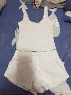 （分類：）位於 。 由 exlogin12abcde 提交（商品編號 1455647400，圖片 1）。簡介： 。