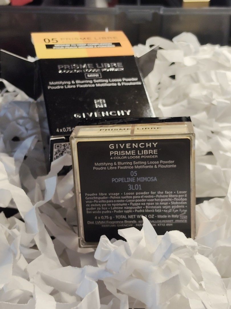 Givenchy Prisme Libre Mini 4-Color Loose Powder Shade 05 (Category: Makeup) located in Manila. Submitted by rustmakeupinc (Listing ID 1455663339, Image 3). Description: - Mini size Givenchy Prisme Libre loose powder - Shade: 05 Popeline Mimosa - Finish: Mattifying and blurring - Best for: Medium to deep complexions - Includes: Original packaging.