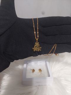 (Category: ) located in . Submitted by larascollection0920 (Listing ID 1455615517, Image 1). Description: .