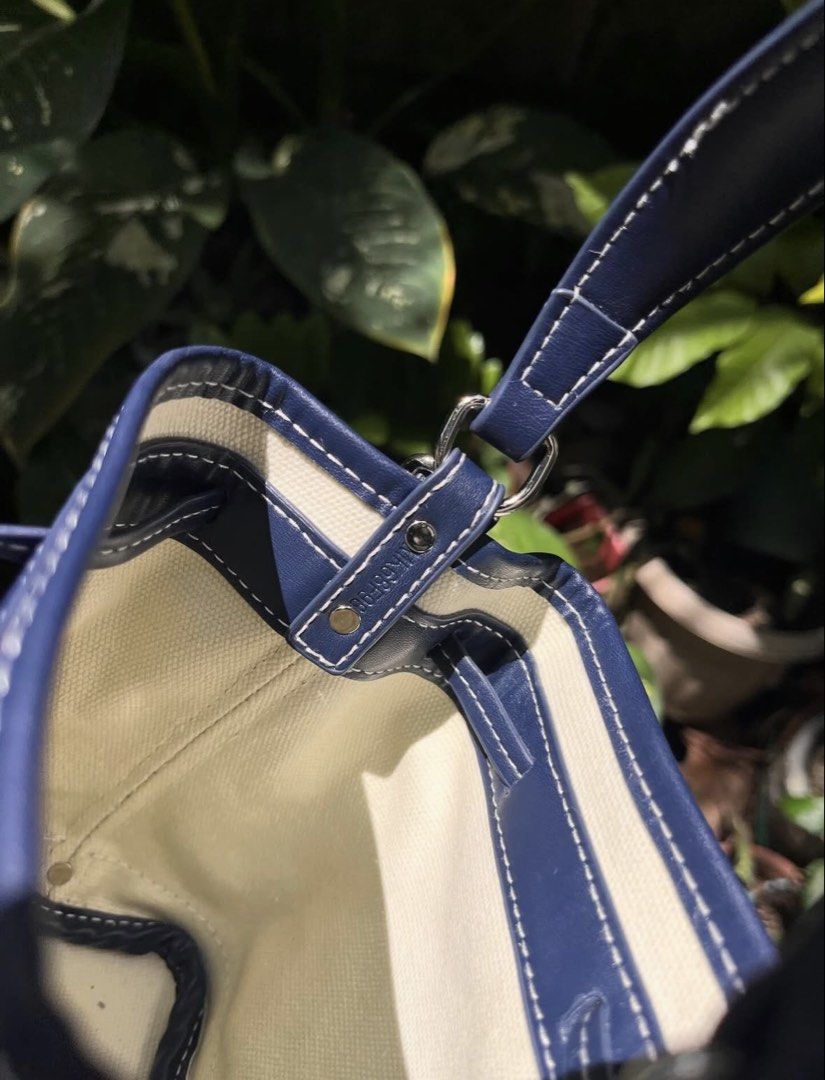 Goyard Mini Saigon Bucket Bag Navy (Category: Luxury Bags & Wallets) located in Iloilo. Submitted by graceusi0796113 (Listing ID 1455517536, Image 2). Description: - Authentic Goyard Mini Saigon Bucket Bag - Color: Navy Blue - Material: Signature Goyardine Canvas with Leather Trim - Closure: Drawstring - Interior: Canvas Lined - Size: Mini, ideal for phone and essentials - MOP : Gcash/BPI - SF c/o Buyer - LBC / J&T - Shipping every Thursday - Sli