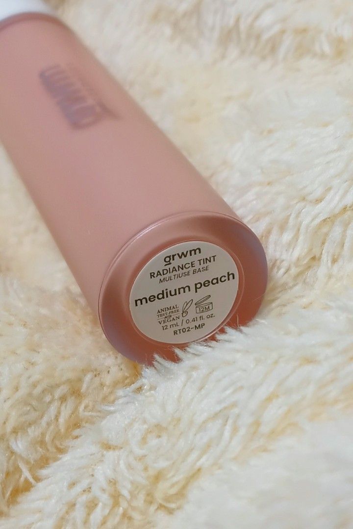 GRWM Color Corrector Medium Peach (Category: Makeup) located in Taguig. Submitted by clst_dclttr_ (Listing ID 1455511645, Image 2). Description: ‼️NO BOX‼️ GRWM RADIANCE TINT MULTIUSE BASE COLOR CORRECTOR Shade: Medium Peach 🟢 Bought recently (1 month ago) 🟢 Only swatched and used ONCE 🟢 Still full 🔴 No box RFS: Does not work for me :(( SRP: PHP 399 SELLING FOR: PHP 250 only (Last price).