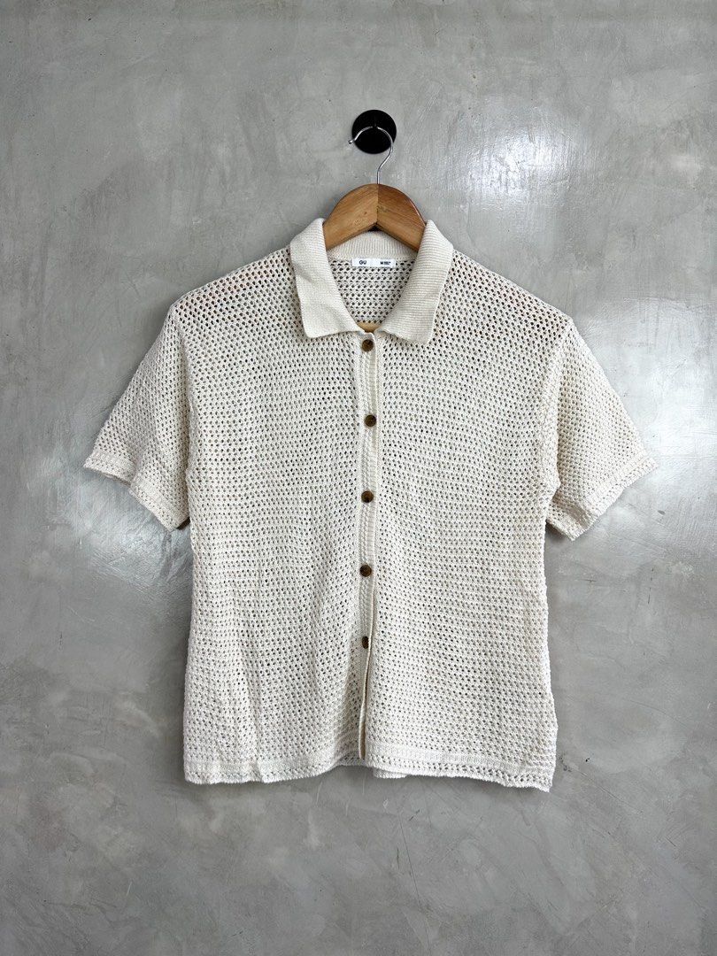 GU - Crochet Knit Polo (Category: Shirts) located in Cavite. Submitted by hand.picked (Listing ID 1455620307, Image 2). Description: GU - Crochet Knit Polo Size: Medium Measurement: 17” Width / 20” Length Condition: Like New.