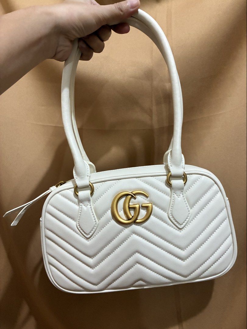 Gucci marmont (Category: Luxury Bags & Wallets) located in Manila. Submitted by finders_keepers651 (Listing ID 1455590244, Image 1). Description: Coded.