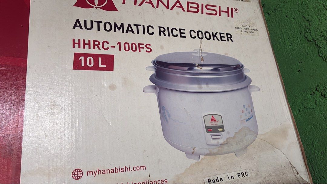 Hanabishi Rice Cooker 10L (Category: Other Kitchen Appliances) located in Naic. Submitted by hapeejazz15 (Listing ID 1455501571, Image 1). Description: Only used once Almost new sayang nakatambak lang.