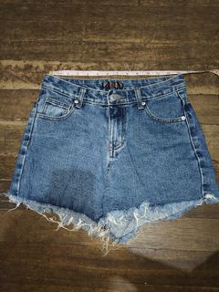 (Category: ) located in . Submitted by faye_cutedeclutter (Listing ID 1455559545, Image 1). Description: .