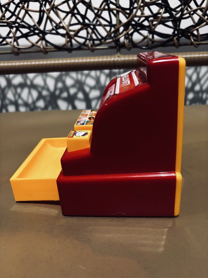 Hello Kitty Cashier- McDonalds (Working) (Category: Character Goods) located in Manila. Submitted by millenial_cabinet (Listing ID 1455618926, Image 3). Description: -Good as fast food playset or collectibles.