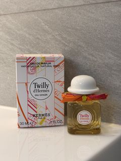 （分類：）位於 。 由 thewhiteboxconcierge 提交（商品編號 1455568982，圖片 1）。簡介： 。
