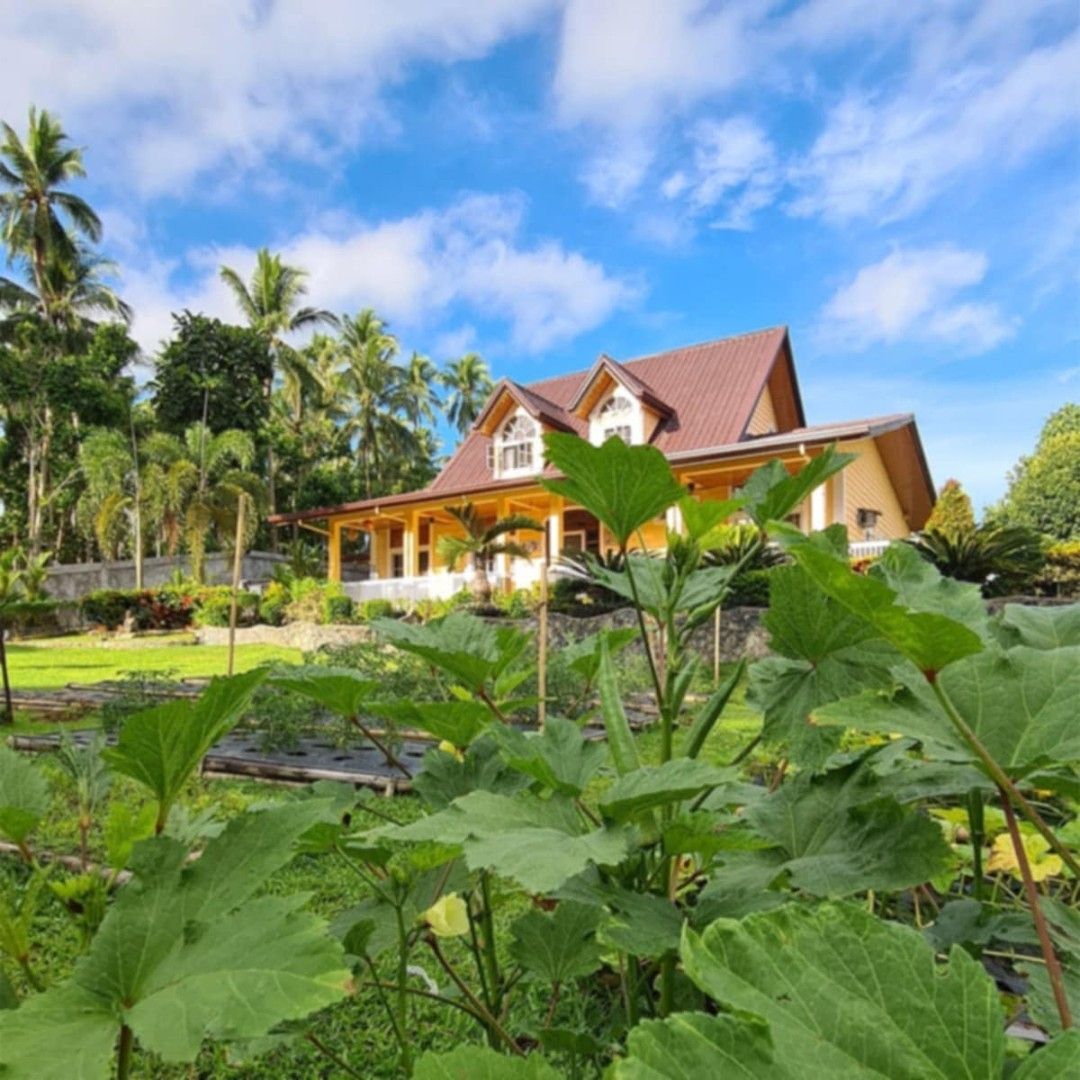 House and lot (Category: House & Lot) located in Liliw. Submitted by rhianramos05 (Listing ID 1455647472, Image 2). Description: 🏡 AMERICAN-STYLE DREAM HOME FOR SALE 🇺🇸✨ 📍 Brgy. Ibabang Taykin, Liliw, Laguna Step into comfort, space, and elegance with this stunning American-style property—perfect for families looking for both privacy and convenience! ✨ Property Highlights: 🔹 Lot Area: 2,004 sqm 🔹 Wide 30-Meter Frontage 🔹 Just 20 meters fro