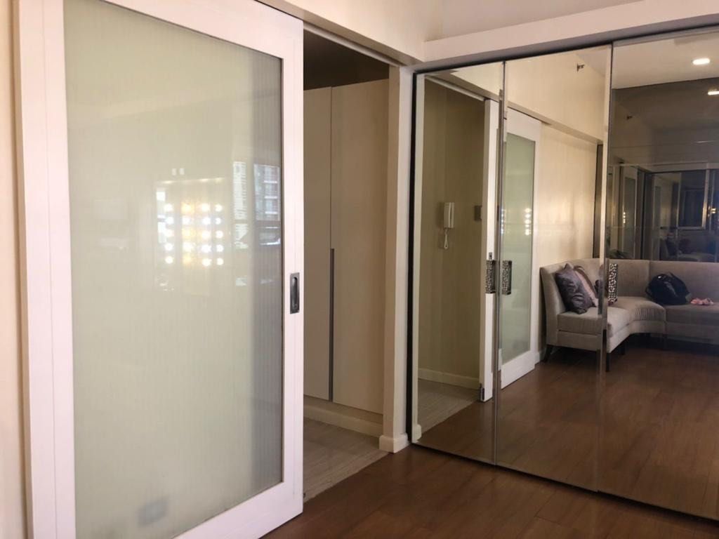 Icon Residences Studio-type for RENT (Category: Apartments & Condos) located in Makati City. Submitted by lemontreerealestateinc. (Listing ID 1455568233, Image 2). Description: FOR RENT ICON RESIDENCES Bonifacio Global City, Taguig Furnished Studio-type condominium unit for rent at Icon Residences with a 36 sqm floor area. This Furnished condo in BGC offers a comfortable and convenient lifestyle in a prime location near offices, shopping malls, r