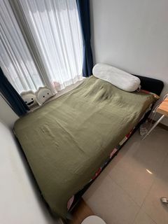 （分類：）位於 。 由 katiesssh 提交（商品編號 1455633069，圖片 1）。簡介： 。