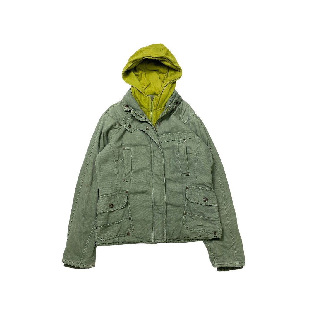 Index Folk military type Jacket w/ hood (Category: Coats, Jackets and Outerwear) located in Baguio. Submitted by been.aged_ph (Listing ID 1455674940, Image 1). Description: 𝚂𝚒𝚣𝚎: fits up to M 𝙳𝚒𝚖𝚎𝚗𝚜𝚒𝚘𝚗𝚜: 19.5 x 24 𝙲𝚘𝚗𝚍𝚒𝚝𝚒𝚘𝚗: Very Good 𝙸𝚜𝚜𝚞𝚎: none Model Height: 5' 7" .