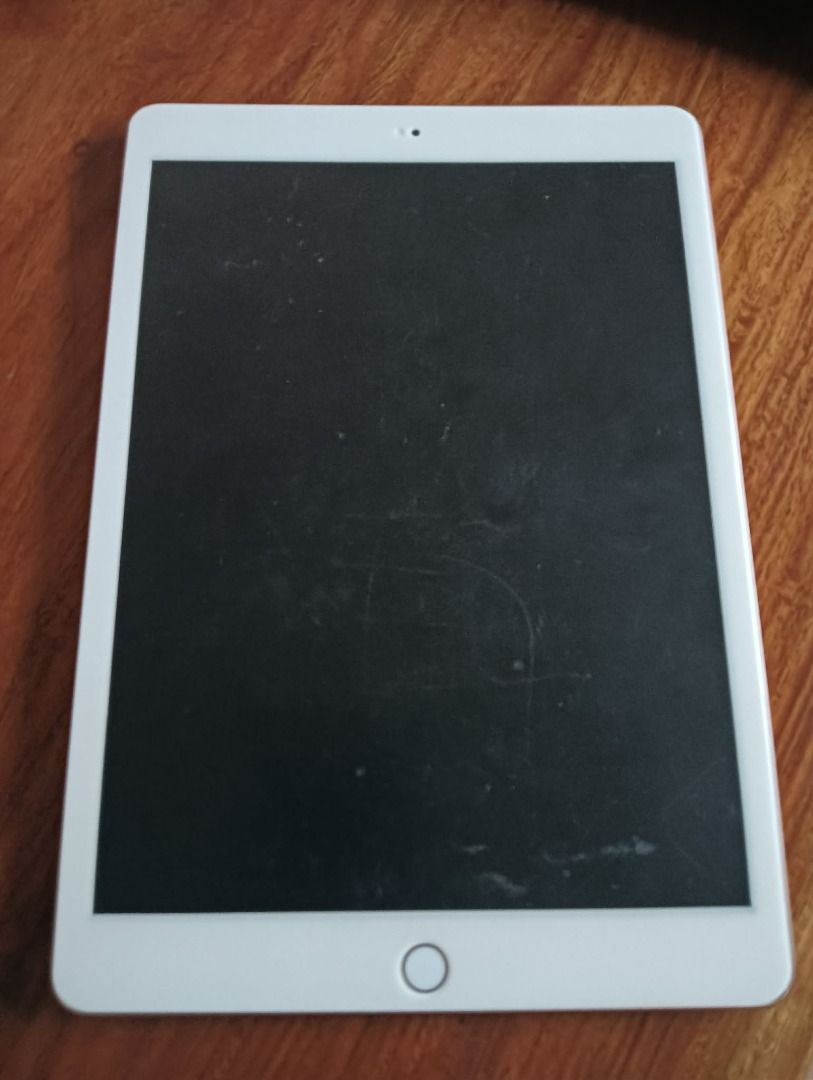IPAD 8TH GEN (Category: iPad) located in Caloocan City. Submitted by fastbird.908313 (Listing ID 1455662827, Image 2). Description: IPAD FOR SALE! USED ONCE OR TWICE. AS GOOD AS NEW Price negotiable. ✅ Can update to iPadOS 26 ✅ Smooth gamitin ✅ Free case ✅ Free goojodoq pen…......DO NOT BUY!!! Hello, struggling student who wants a better study experience but with a tight budget so you turn to second hand gadgets. Before you get tricked by these s