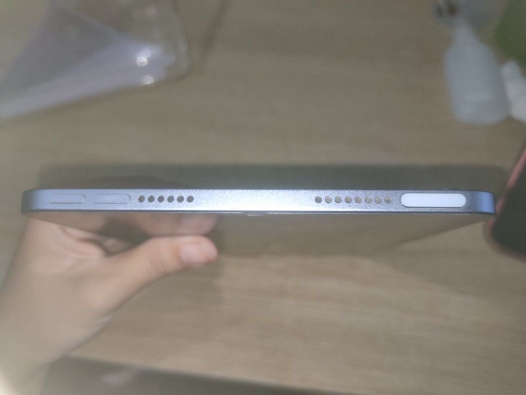 Ipad mini 6 (Category: iPad) located in Manila. Submitted by happystone_444293 (Listing ID 1455579390, Image 3). Description: - iPad Mini 6 (Wifi) - 64GB Storage -With case - 100% smooth minsan lang magamit, may dent lang (see photo) Bought on Kimstore Tiktok shop so 100% Legit and Original with receipt - Lady owned - Rarely Used -With Box, wala lang charger - Can do meet up SM Fairview/ Fairview Terraces.