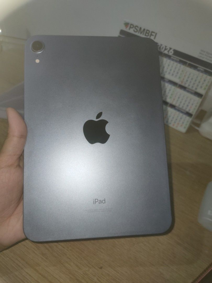 Ipad mini 6 (Category: iPad) located in Manila. Submitted by happystone_444293 (Listing ID 1455579390, Image 2). Description: - iPad Mini 6 (Wifi) - 64GB Storage -With case - 100% smooth minsan lang magamit, may dent lang (see photo) Bought on Kimstore Tiktok shop so 100% Legit and Original with receipt - Lady owned - Rarely Used -With Box, wala lang charger - Can do meet up SM Fairview/ Fairview Terraces.