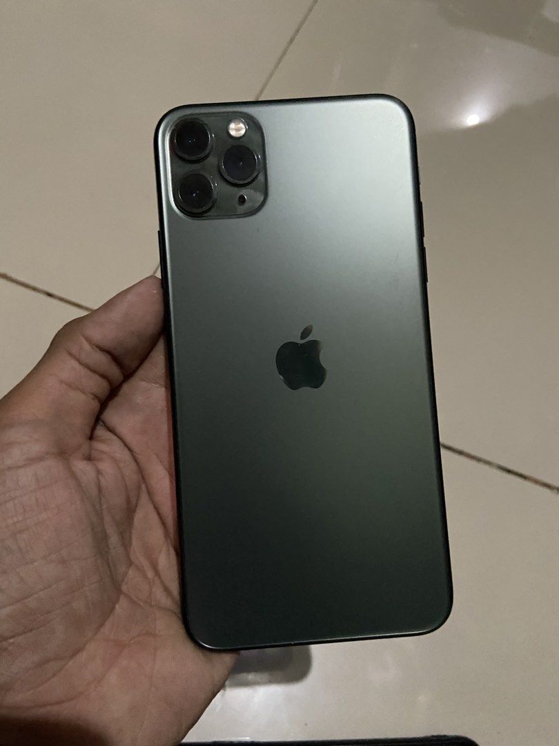 Iphone 11 promax 256 (Category: iPhone 11 Series) located in Manila. Submitted by boldforest.494a31 (Listing ID 1455580532, Image 1). Description: Iphone 11promax 256gb Fu No issue 73bh Unit case only .