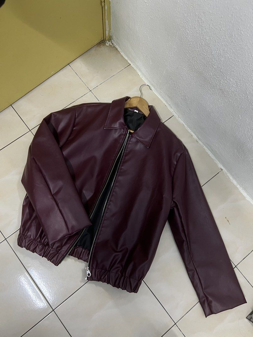 Jacket (Category: Coats, Jackets and Outerwear) located in Sungai Petani. Submitted by adl99 (Listing ID 1455567335, Image 3). Description: Claps jacket Pit 24 labuh 26.5 Rm69 Work jacket Pit 23 labuh 25 Rm59 Leather jacket(shein) Pit 24 labuh 25 Rm59 Anything just pm!.