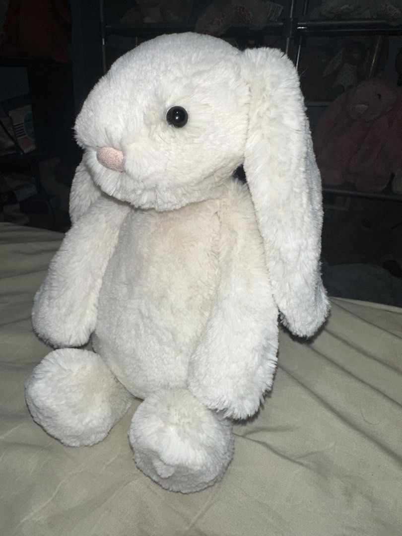 JELLYCAT White Medium Bashful Bunny (Category: Plushies & Soft Toys) located in Pasig City. Submitted by katplush_superlove (Listing ID 1455566639, Image 3). Description: Approx 12 inches long Good as new New let go item Only displayed Payment first Loc Pasig City possible Lalamove J&T also possible .