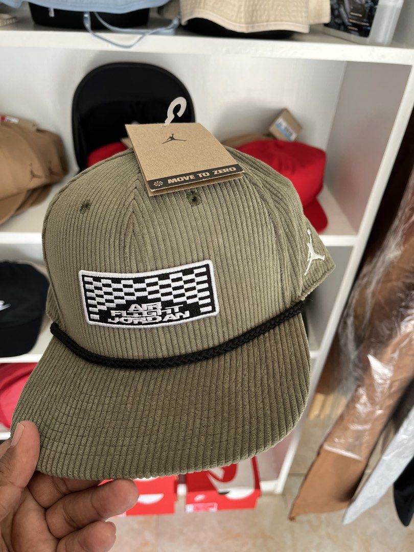 Jordan Corduroy hat (Category: Caps & Hats) located in Pinamalayan. Submitted by danilotubero08 (Listing ID 1455529843, Image 2). Description: Brand new size m/l.