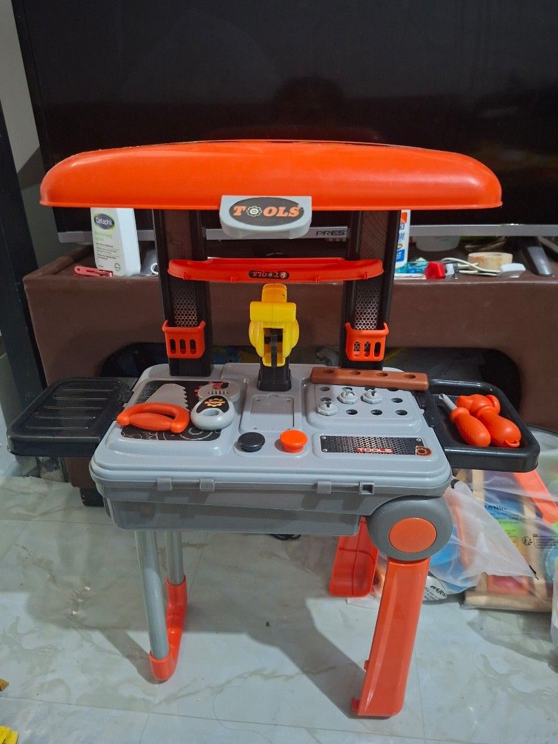 Kids Toy Tool Set with Rolling Suitcase (Category: Kids Toys) located in Makati City. Submitted by arempaz (Listing ID 1455563810, Image 1). Description: Kids' toy tool set with saw, wrench, hammer. Packs into a rolling suitcase with handle. Perfect for pretend play! As is, where is. Location: Brgy Conchu, Trece.