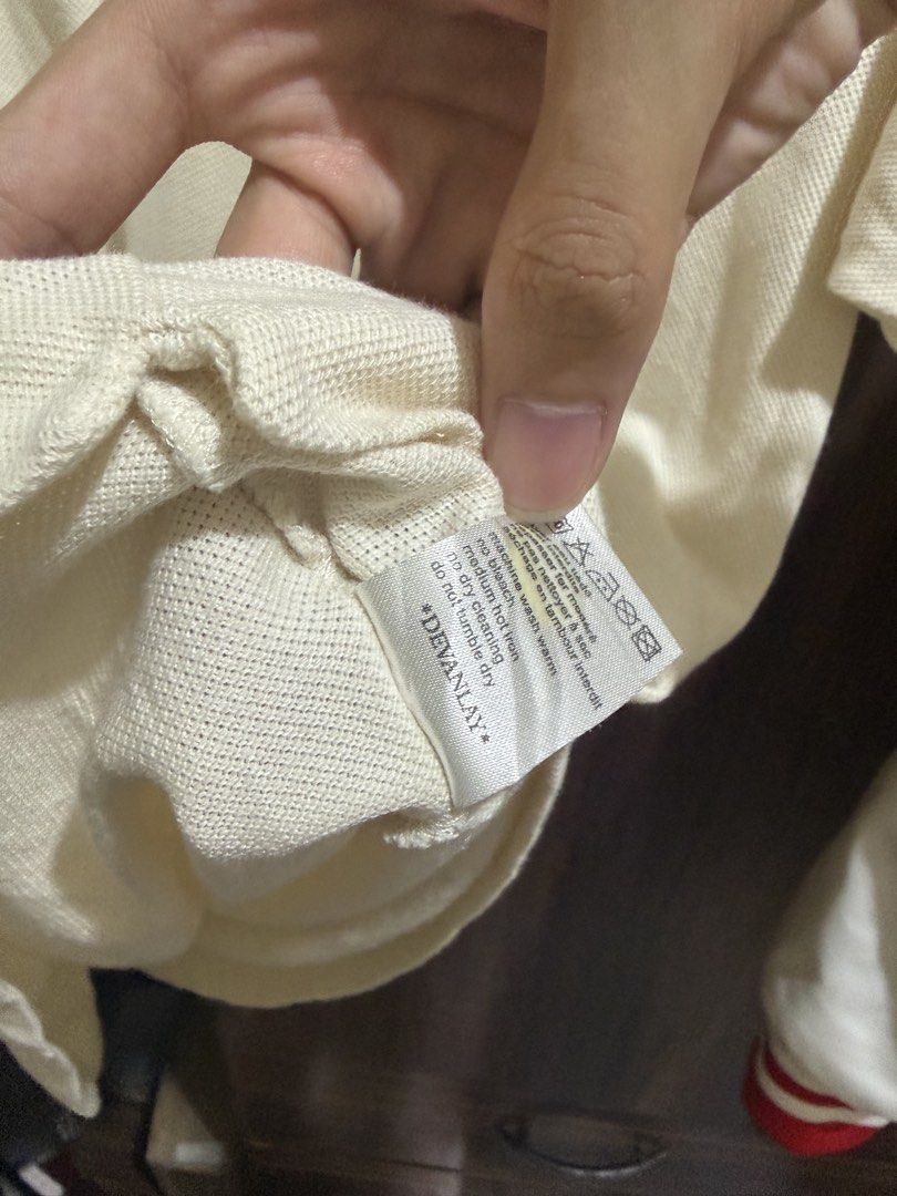 Lacoste Cream Polo Shirt (Category: Tshirts & Polo Shirts ) located in Batangas. Submitted by milxsells (Listing ID 1455656148, Image 3). Description: 20/27 no issue excellent condition color rate: 9.8/10 authentic.