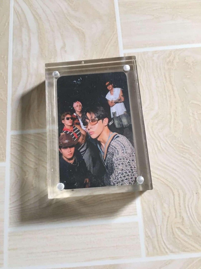 Lawless Photocard in Acrylic Frame (Category: Vintage Collectibles) located in Manila. Submitted by stevejohnsonx (Listing ID 1455563947, Image 1). Description: - p-pop group photocard - Encased in a clear acrylic frame - Ideal for fan collections - Great for desk or shelf display - Features the group in stylish outfits.