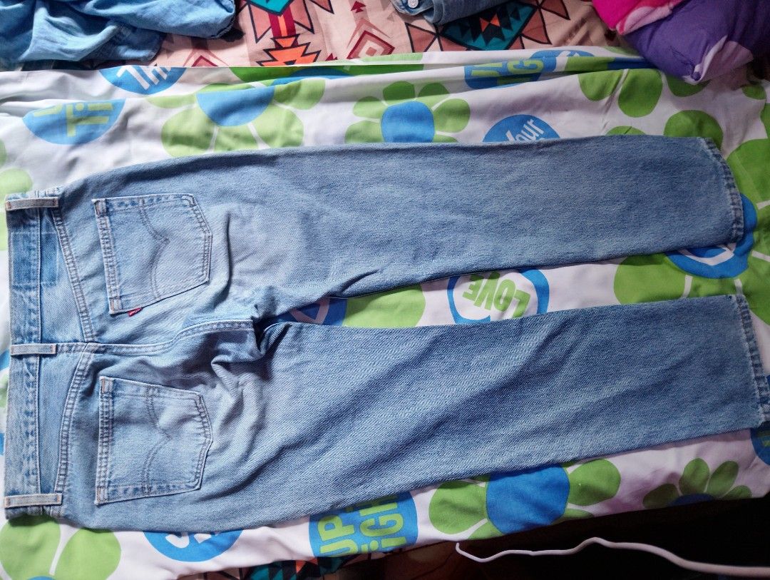 Levi's 501 Light Wash Button Fly Denim Jeans (Category: Jeans) located in Caloocan City. Submitted by froilanlac66702 (Listing ID 1455501211, Image 1). Description: Classic Levi's 501 jeans. Light blue wash. Button fly closure. Standard five-pocket design. Made from durable denim. Great for everyday wear. These are a staple for any wardrobe..