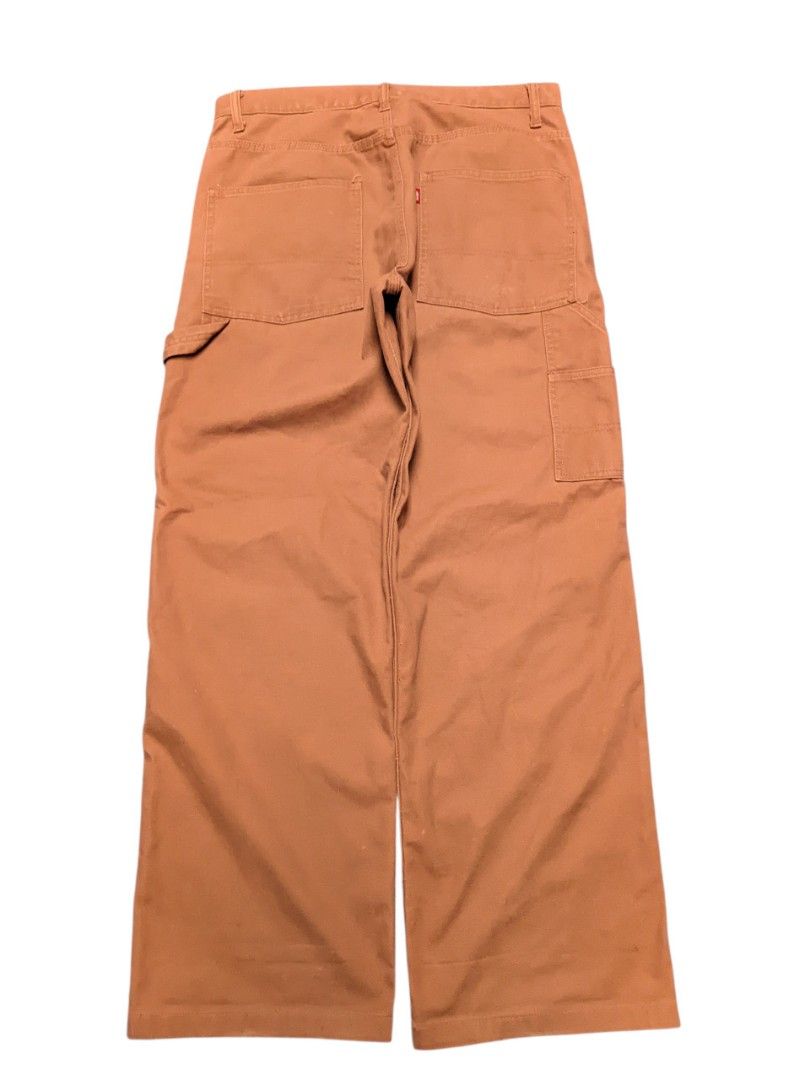 Levi's red tab carpenter size 36 (Category: Jeans) located in Kapalong. Submitted by hashhthrift (Listing ID 1455506083, Image 2). Description: issue see last pic waist 36 length 44 hem 10 thigh 14.