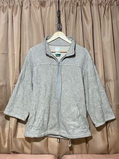 (Category: ) located in . Submitted by kariray_shop (Listing ID 1455530672, Image 1). Description: .
