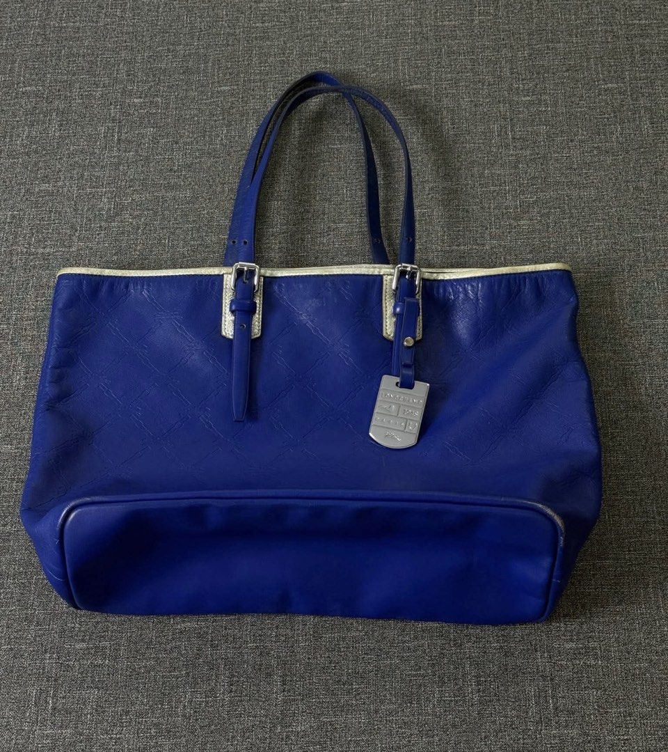 LONGCHAMP LM CUIR EMBOSSED LEATHER TOTE BAG (Category: Tote Bags) located in Guagua. Submitted by sweetboyy (Listing ID 1455599831, Image 1). Description: LONGCHAMP LM CUIR EMBOSSED LEATHER TOTE BAG.