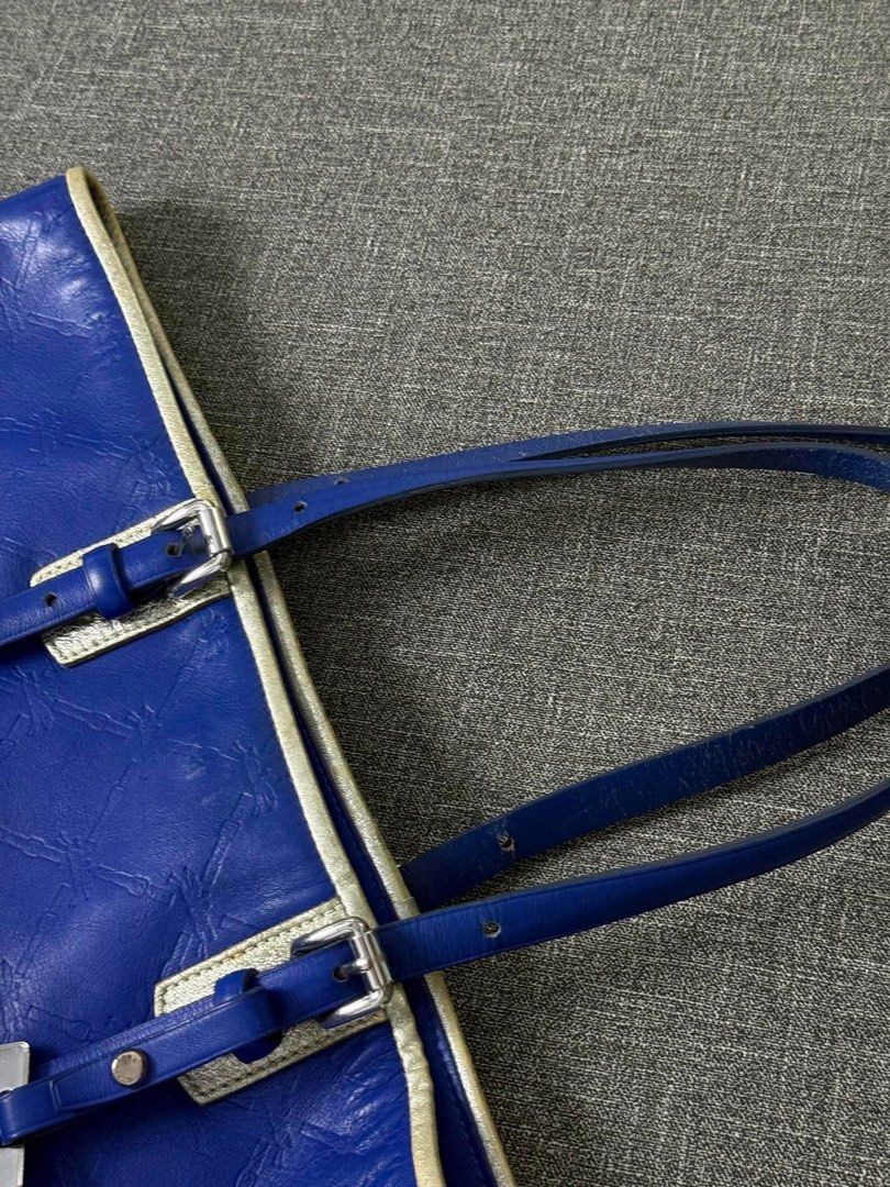 LONGCHAMP LM CUIR EMBOSSED LEATHER TOTE BAG (Category: Tote Bags) located in Guagua. Submitted by sweetboyy (Listing ID 1455599831, Image 3). Description: LONGCHAMP LM CUIR EMBOSSED LEATHER TOTE BAG.