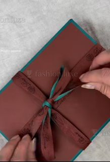 (Category: ) located in . Submitted by fashion.luxe.collection (Listing ID 1455563772, Image 1). Description: .