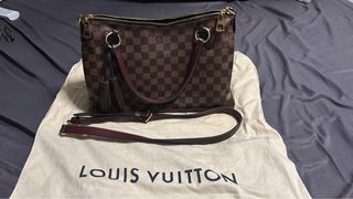 (Category: ) located in . Submitted by shopperholic_phoebe (Listing ID 1455599046, Image 1). Description: .