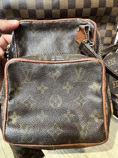 (Category: ) located in . Submitted by thevintage90_sretro. (Listing ID 1455609544, Image 1). Description: .