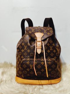 (Category: ) located in . Submitted by your____lux____shop (Listing ID 1455570344, Image 1). Description: .