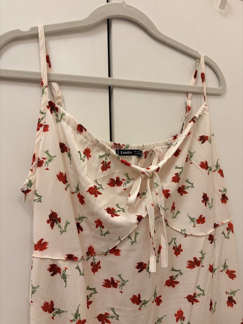 Lovito Floral Spaghetti Strap Midi Dress (Category: Dresses) located in Navotas City. Submitted by kfoundthis (Listing ID 1455646444, Image 3). Description: • Size: Small to Medium • Used twice • Condition: 9/10 • RFS: Decluttering 📸 Actual photos posted..