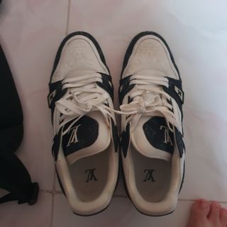 (Category: ) located in . Submitted by zhen_zhen_ (Listing ID 1455644895, Image 1). Description: .
