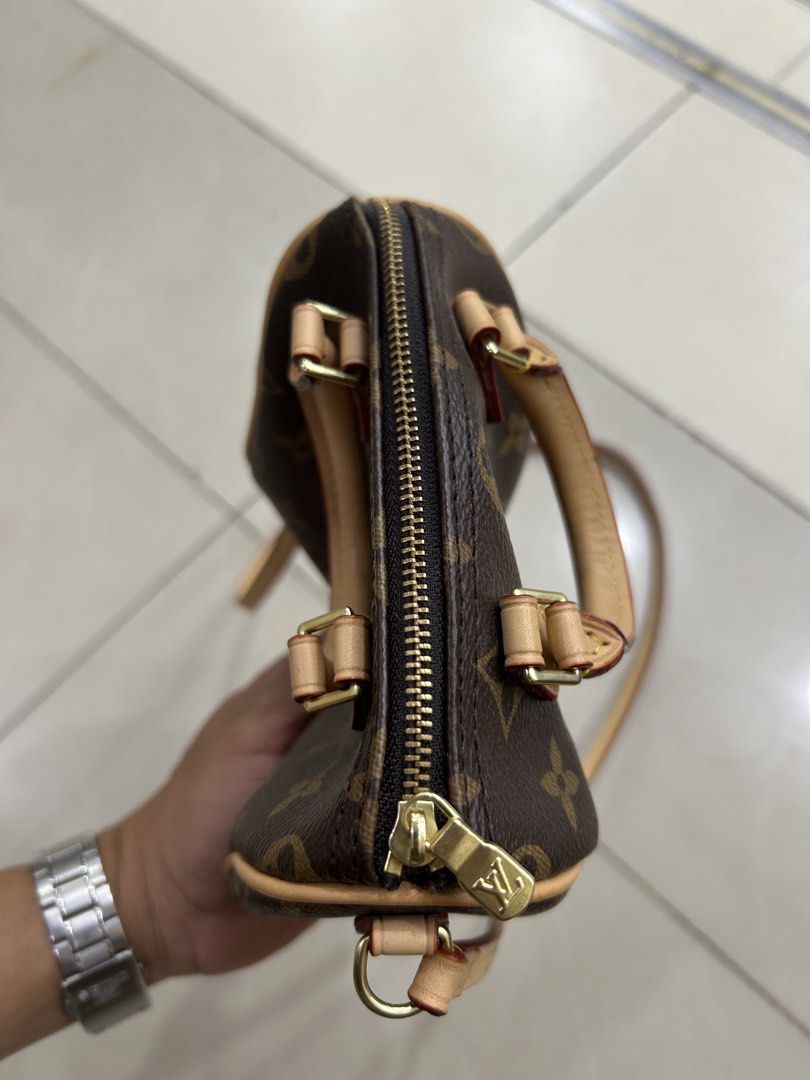 LV nano Speedy (Category: Luxury Bags & Wallets) located in Bacolod City. Submitted by fyceee (Listing ID 1455585626, Image 3). Description: Louis Vuitton Nano Speedy - Good Condition - No Flaws - Price 📩📩📩 𝟭𝘀𝘁 𝘁𝗼 𝗽𝗮𝘆 𝗴𝗲𝘁𝘀 𝘁𝗵𝗲 𝗶𝘁𝗲𝗺 𝗣𝗮𝘆𝗺𝗲𝗻𝘁 Method: Gcash/Go Tyme Bank/BPI🧾 𝗦𝗵𝗶𝗽𝗽𝗶𝗻𝗴: J&T Express | Maxim 𝗟𝗼𝗰𝗮𝘁𝗶𝗼𝗻: Negros Occidental, 6100 📍.