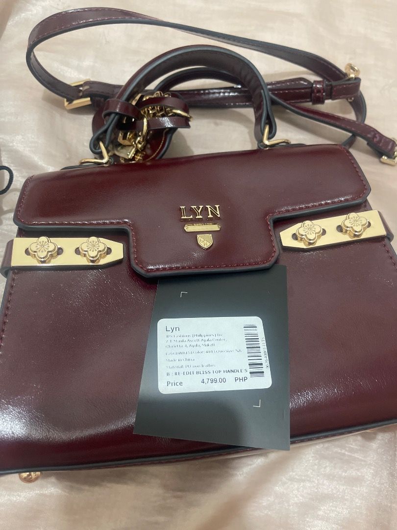 Lyn bag (Category: Luxury Bags & Wallets) located in Caloocan City. Submitted by mysticgem.80318b (Listing ID 1455550303, Image 1). Description: Lyn bag .