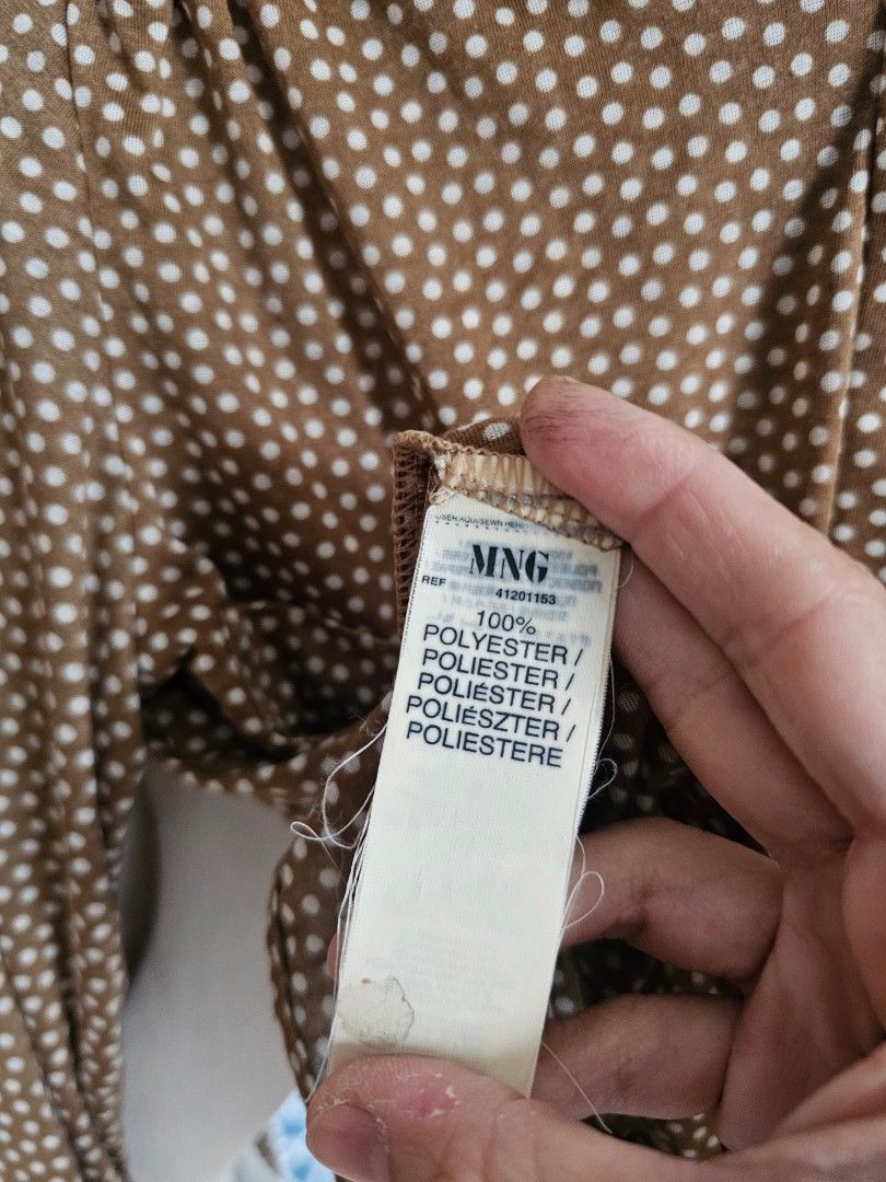 Mango (Category: Blouses) located in Kuala Lumpur. Submitted by hellopreloved80 (Listing ID 1455640418, Image 3). Description: .