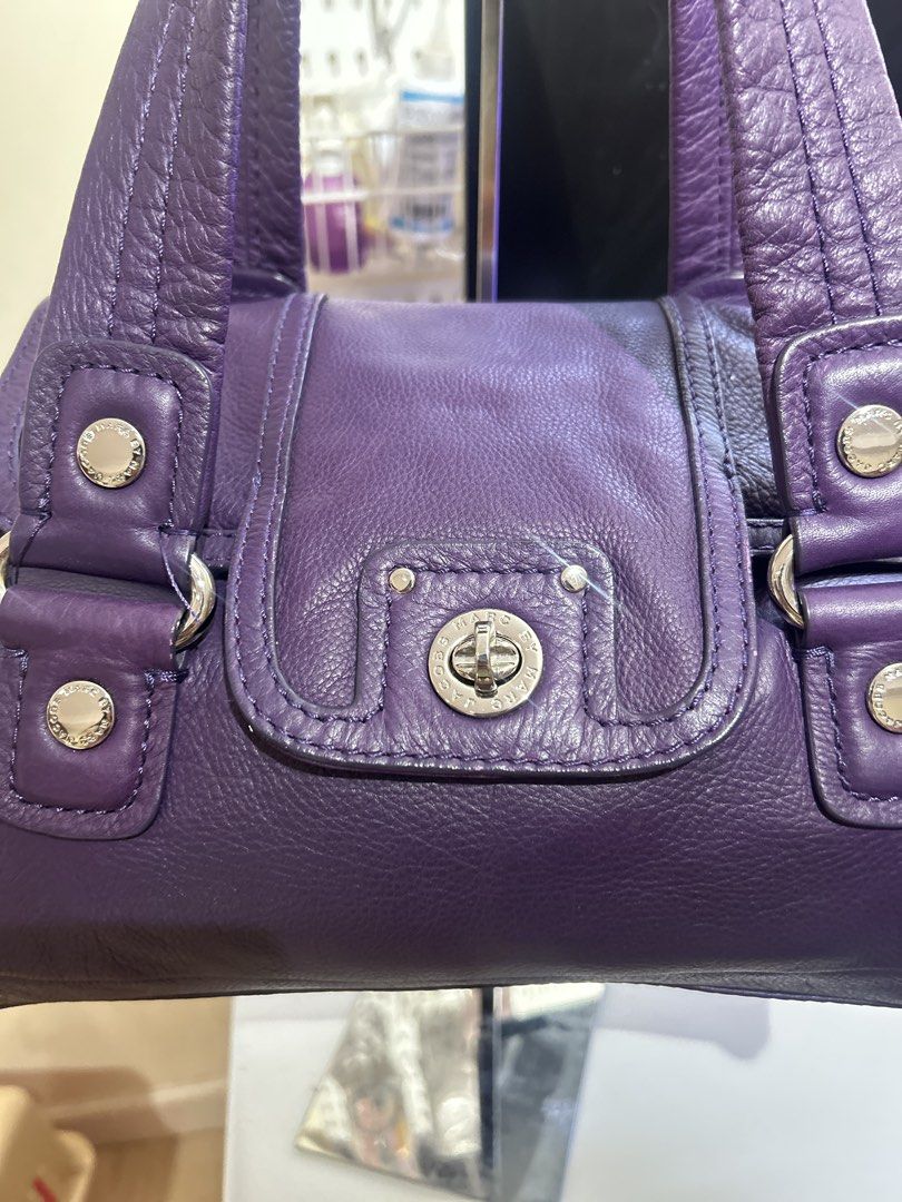 Marc by Marc Jacobs (Category: Luxury Bags & Wallets) located in Caloocan City. Submitted by cindylou_ (Listing ID 1455544123, Image 2). Description: 🍒 last price posted. no more LP. 🍒 small but spacious 🍒 very aesthetic and y2k 🍒 pebbled leather 🔴NO RETURN. NO EXCHANGE. NO REFUND 📍manila.