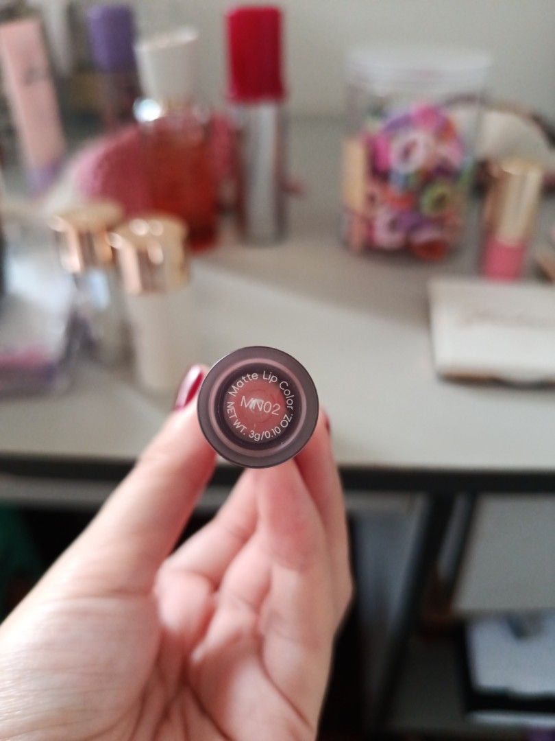 Matte Lip Color MN02 (Category: Makeup) located in Quezon City. Submitted by cblakes (Listing ID 1455531373, Image 2). Description: - Shade: MN02 - Finish: Matte - Size: 3g / 0.10 oz - Color: Muted rosy-brown - Perfect for: Everyday wear - A must-have for your lipstick collection! retails 200.