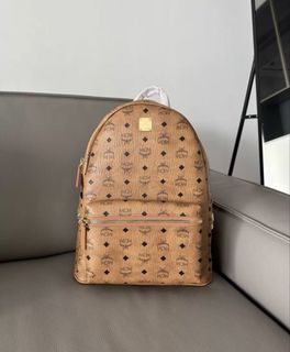 (Category: ) located in . Submitted by conan_fashion (Listing ID 1455522789, Image 1). Description: .