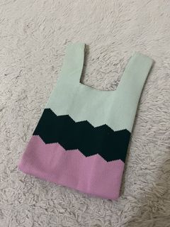 (Category: ) located in . Submitted by z9naa (Listing ID 1455653191, Image 1). Description: .