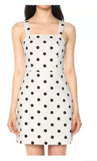 (Category: ) located in . Submitted by closetsale28 (Listing ID 1454519033, Image 1). Description: .